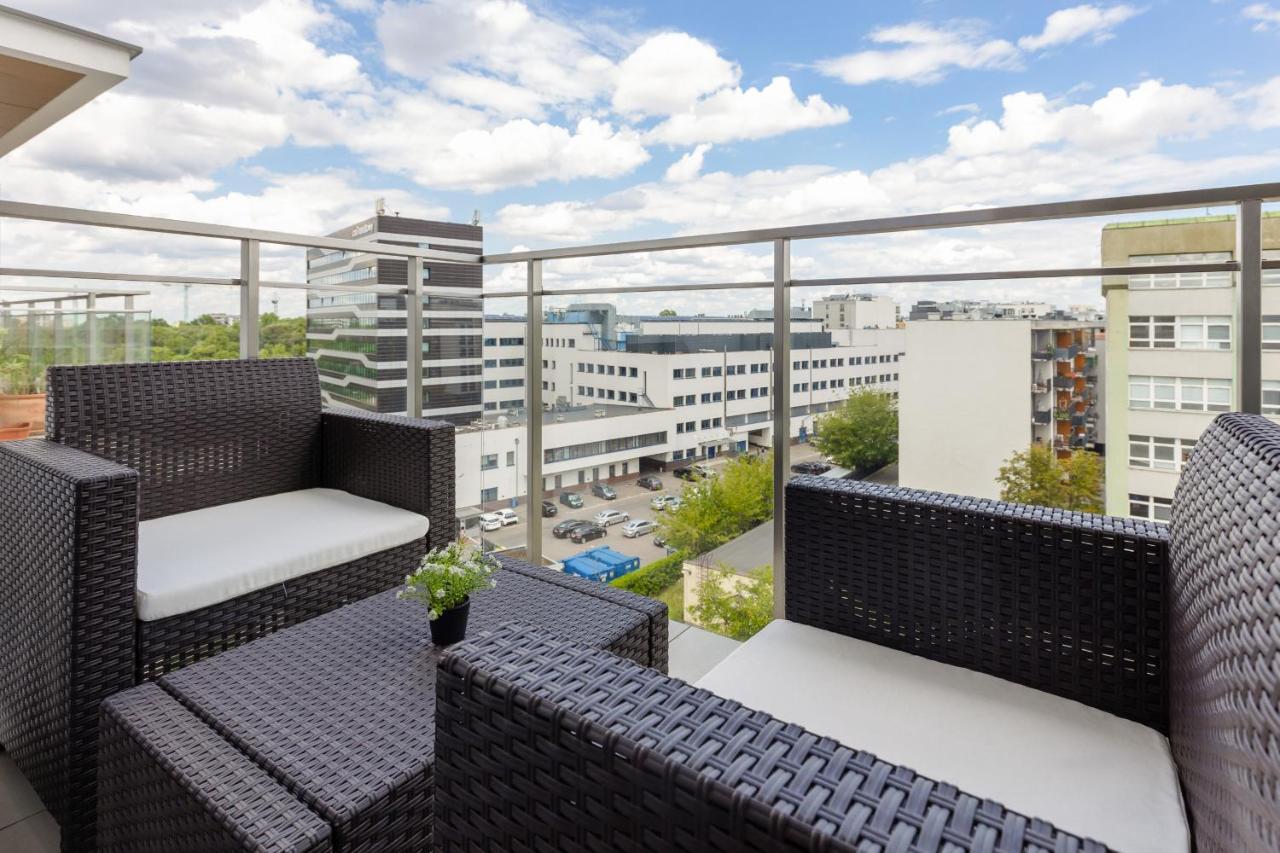 Cosy Apartment On Wola Goleszowska By Noclegi Renters Varšava Exteriér fotografie